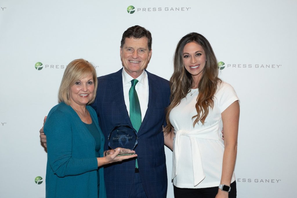 The Spine Hospital of Louisiana Accepts Press Ganey Guardian of Excellence Award